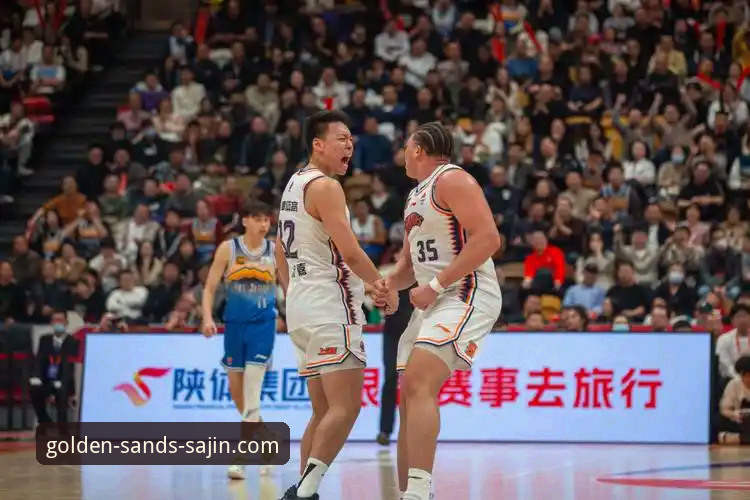 团队协作与个人英雄主义：上海男篮的连胜哲学与平台体验的启示